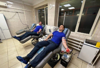 Сотрудники МЧС Ленобласти сдали кровь в День донора